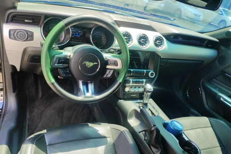 Used Ford Mustang 2017 2.3T Performance Edition Center Console