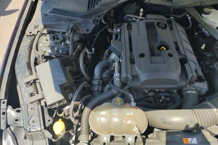 Used Ford Mustang 2017 2.3T Performance Edition Engine Bay Right
