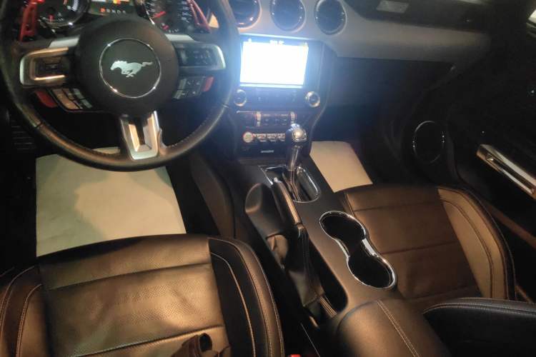 Used Ford Mustang 2017 2.3T P-Version U.S. Specification Audio And AC Panel