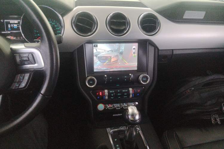 Used Ford Mustang 2017 2.3T Performance Edition Audio And AC Panel