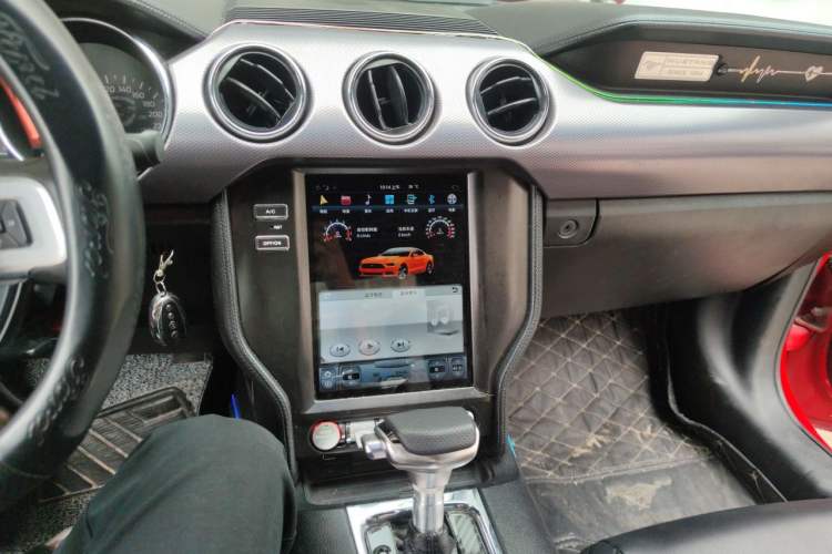Used Ford Mustang 2017 2.3T Middle East Version Audio And AC Panel