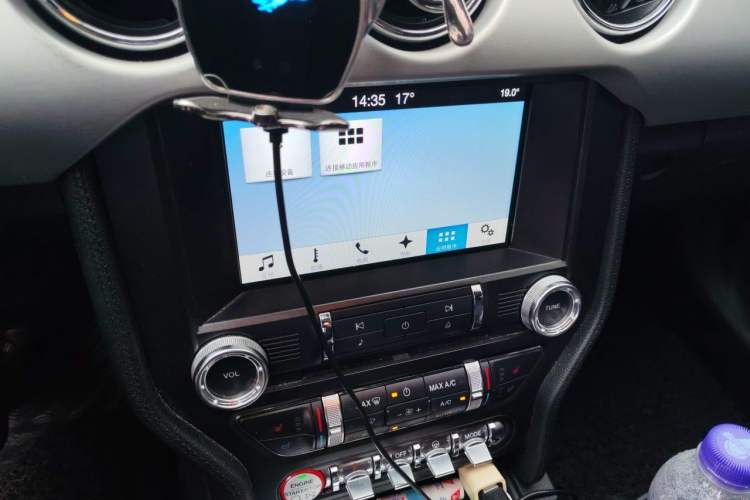 Used Ford Mustang 2017 2.3T Performance Edition Audio And AC Panel