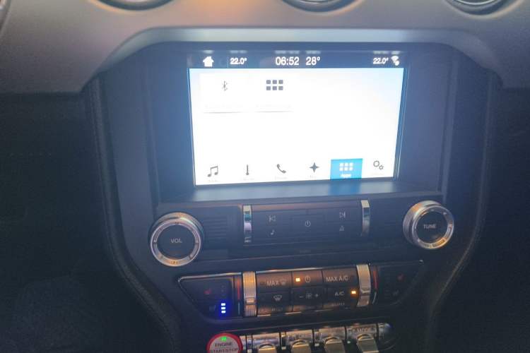 Used Ford Mustang  Audio And AC Panel