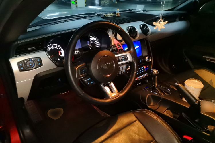 Used Ford Mustang 2017 2.3T Performance Edition Center Console