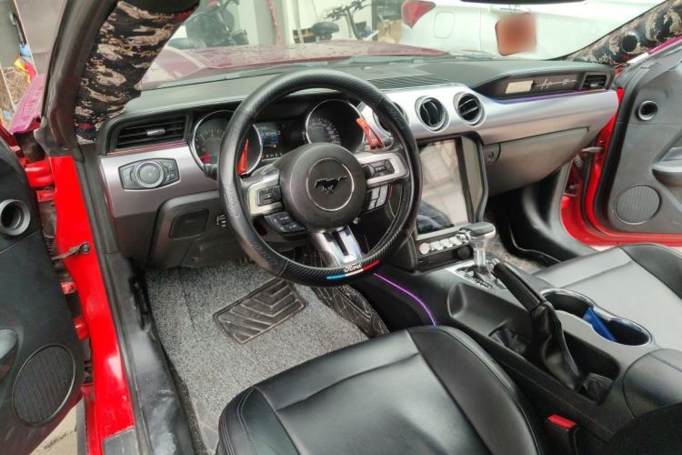 Used Ford Mustang 2017 2.3T Middle East Version Center Console