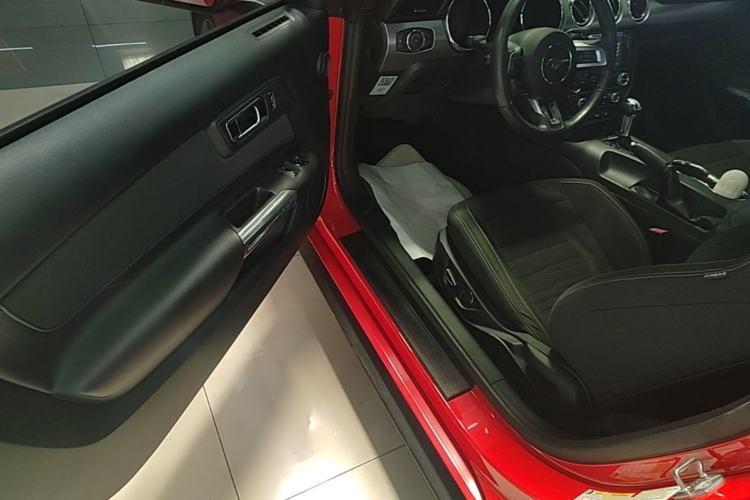 Used Ford Mustang 2017 2.3T Performance Edition Driver Seat