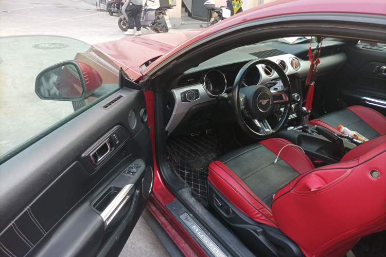 Used Ford Mustang 2017 2.3T Performance Edition Driver Seat