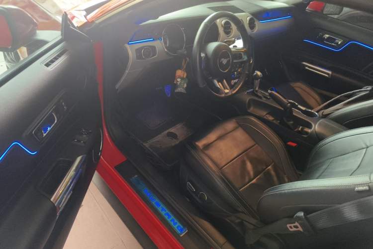Used Ford Mustang  Driver Seat