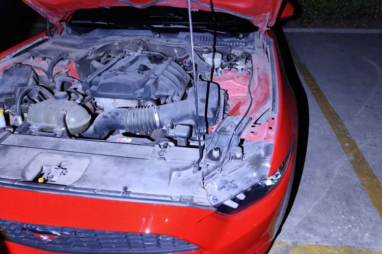 Used Ford Mustang 2017 2.3T Performance Edition Engine Bay Left
