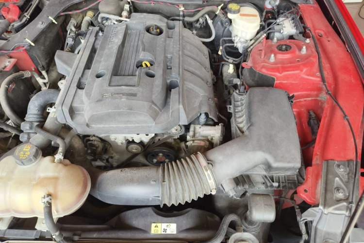 Used Ford Mustang  Engine Bay Left