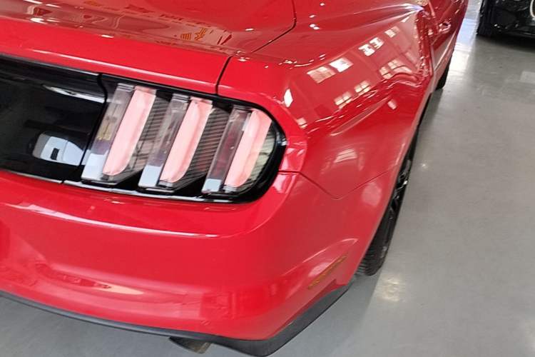 Used Ford Mustang 2017 2.3T Performance Edition Exterior 3