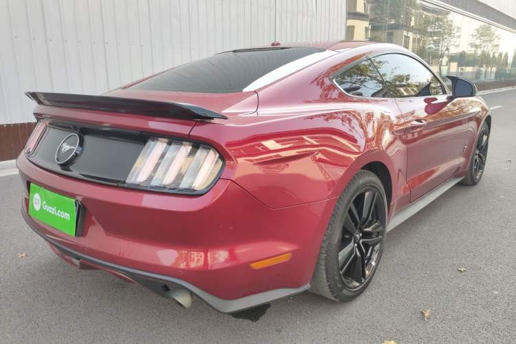 Used Ford Mustang 2017 2.3T Performance Edition Exterior 3