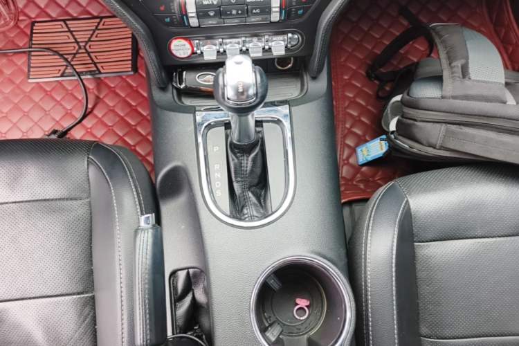 Used Ford Mustang 2017 2.3T Performance Edition Gear Lever