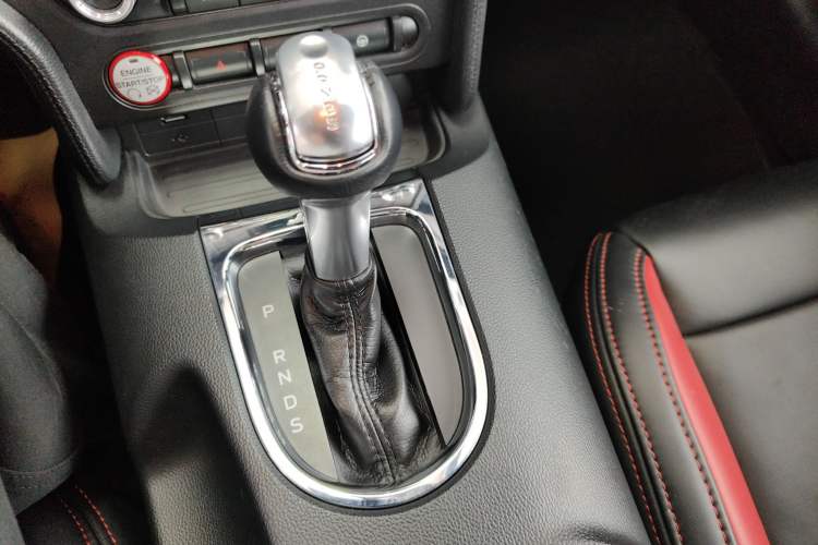 Used Ford Mustang 2017 2.3T P-Version U.S. Specification Gear Lever