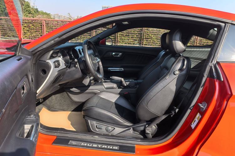 Used Ford Mustang 2017 2.3T Performance Edition Interior 1