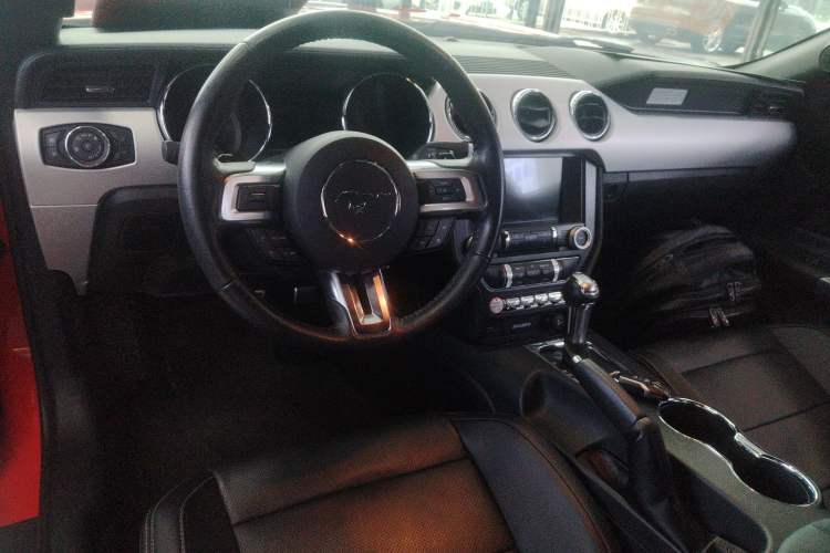 Used Ford Mustang 2017 2.3T Performance Edition Interior 2