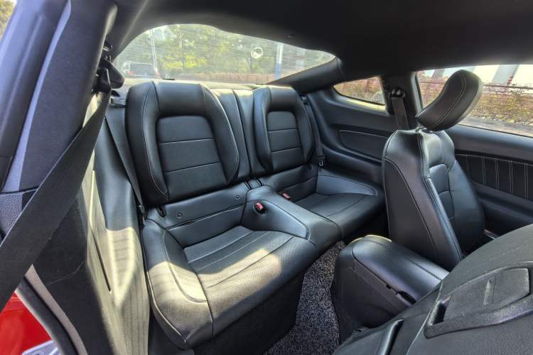 Used Ford Mustang 2017 2.3T Performance Edition Interior 8