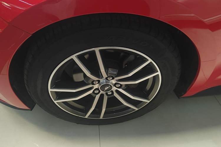 Used Ford Mustang 2017 2.3T Performance Edition Left Front Wheel Hub
