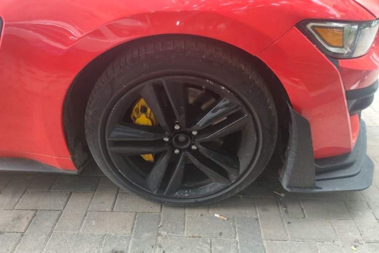 Used Ford Mustang 2017 2.3T Performance Edition Right Front Wheel Hub