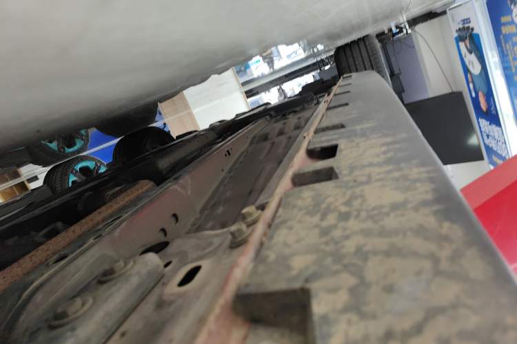 Used Ford Mustang 2017 2.3T P-Version U.S. Specification Right Side Sill