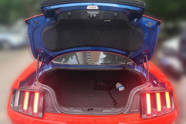 Used Ford Mustang 2017 2.3T Performance Edition Trunk