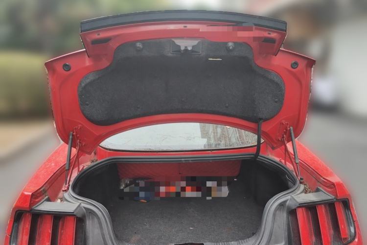 Used Ford Mustang 2017 2.3T Performance Edition Trunk