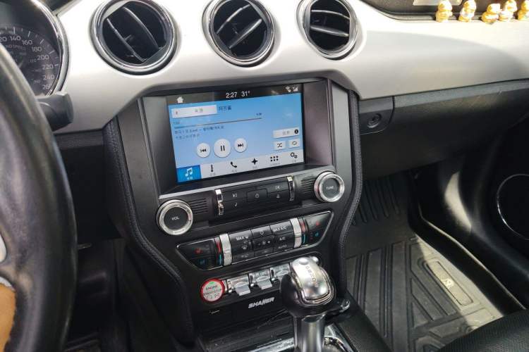 Used Ford Mustang 2017 2.3T Performance Edition Audio And AC Panel