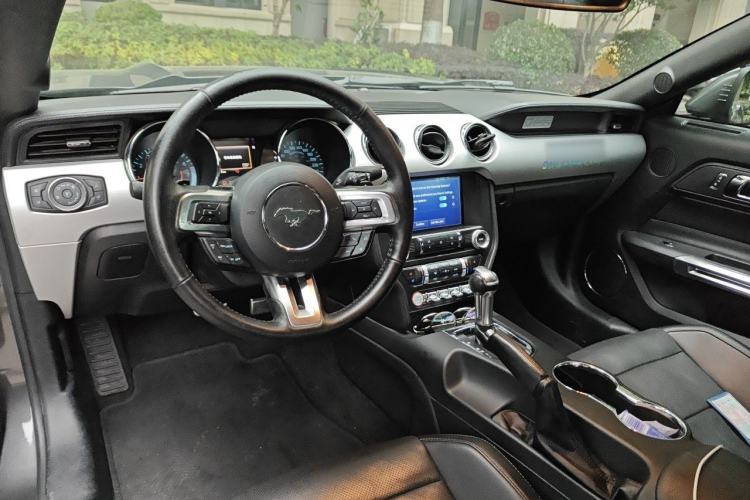 Used Ford Mustang 2017 2.3T Performance Edition Center Console