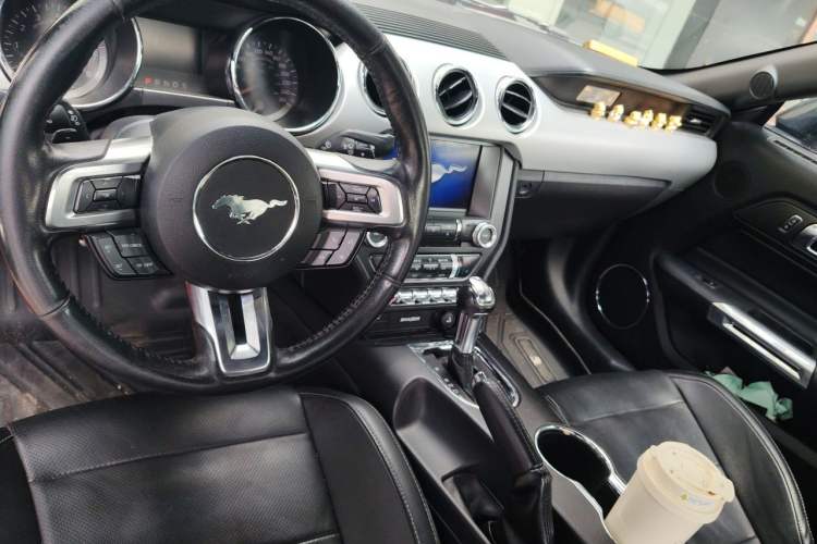 Used Ford Mustang 2017 2.3T Performance Edition Center Console