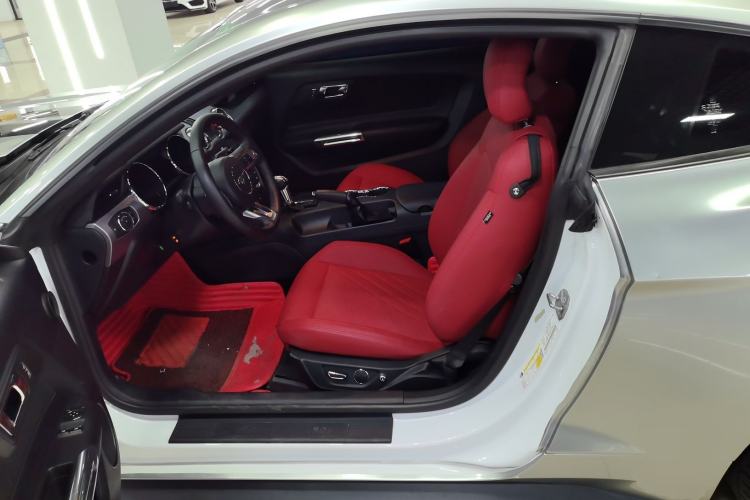 Used Ford Mustang 2017 2.3T Middle East Version Left Front Seat