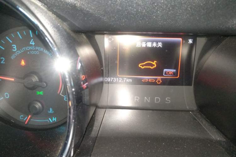 Used Ford Mustang 2017 2.3T Performance Edition Odometer Close Up