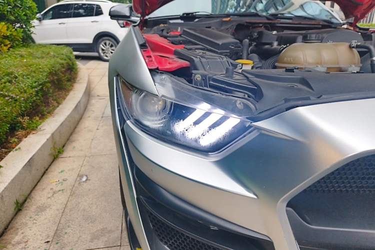 Used Ford Mustang 2017 2.3T P-Version U.S. Specification Right Front Headlight