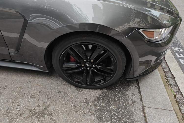 Used Ford Mustang 2017 2.3T Performance Edition Right Front Wheel Hub
