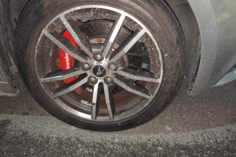 Used Ford Mustang 2017 2.3T Sport Edition Right Front Wheel Hub
