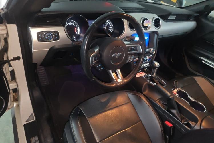 Used Ford Mustang 2017 2.3T Performance Edition Center Console