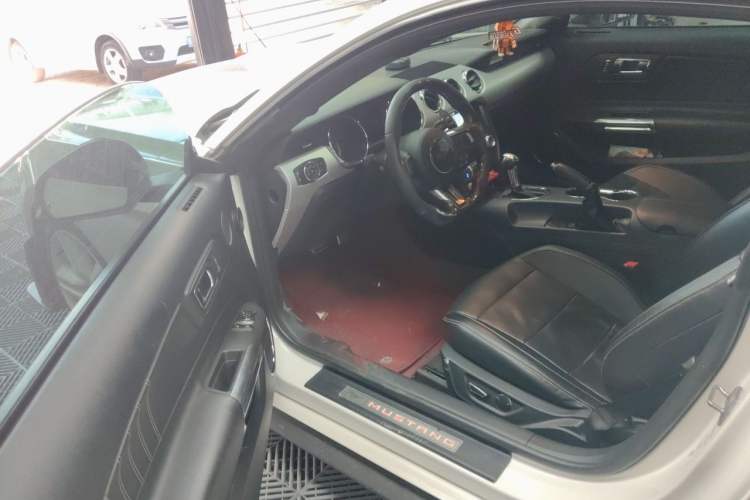 Used Ford Mustang 2017 2.3T Performance Edition Driver Seat