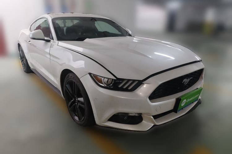 Used Ford Mustang 2017 2.3T Performance Edition Front Right 45 Deg