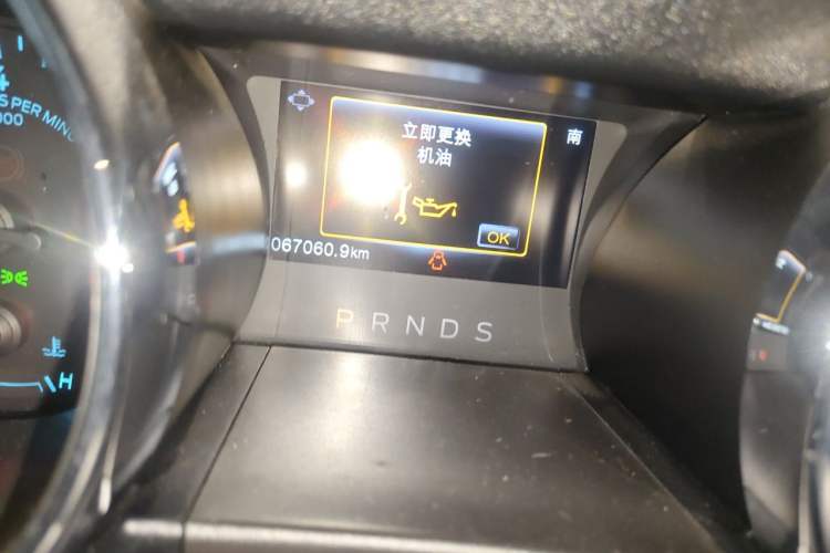Used Ford Mustang 2017 2.3T Performance Edition Odometer Close Up