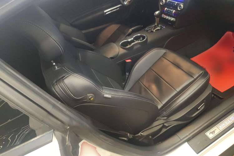 Used Ford Mustang 2017 2.3T Performance Edition Right Front Seat