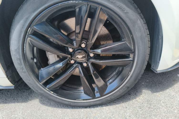 Used Ford Mustang 2017 2.3T Sport Edition Right Front Wheel Hub