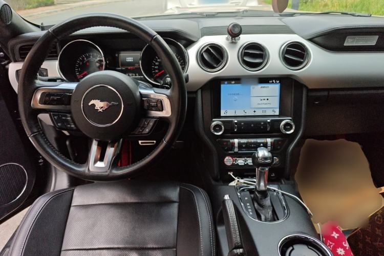 Used Ford Mustang 2017 2.3T Performance Edition Center Console