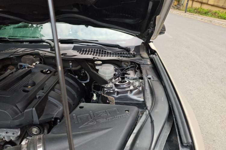 Used Ford Mustang 2017 2.3T Performance Edition Engine Bay Left