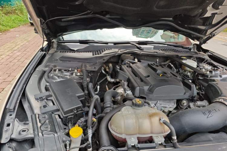Used Ford Mustang 2017 2.3T Performance Edition Engine Bay Right