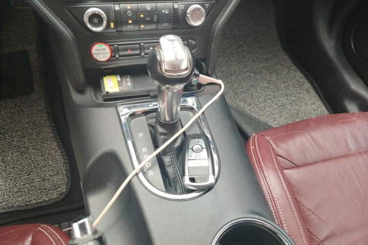Used Ford Mustang 2017 2.3T Performance Edition Gear Lever