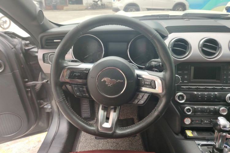Used Ford Mustang 2017 2.3T Performance Edition Steering Wheel