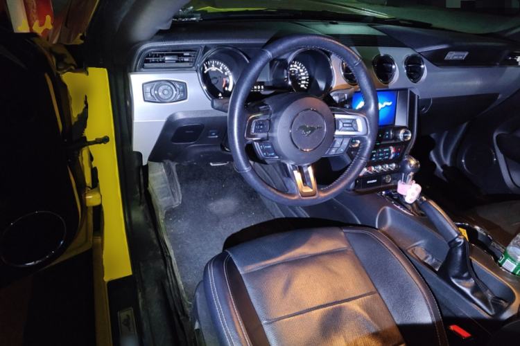 Used Ford Mustang 2017 2.3T Performance Edition Steering Wheel
