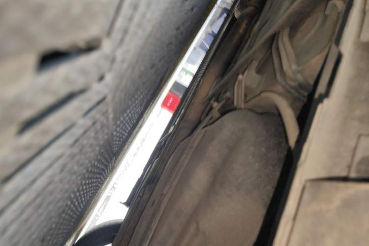 Used Ford Mustang  Chassis Rear Left