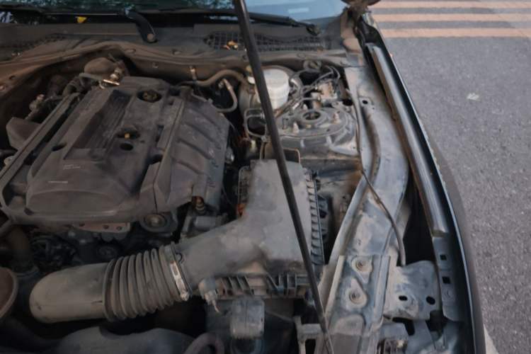 Used Ford Mustang  Engine Bay Left