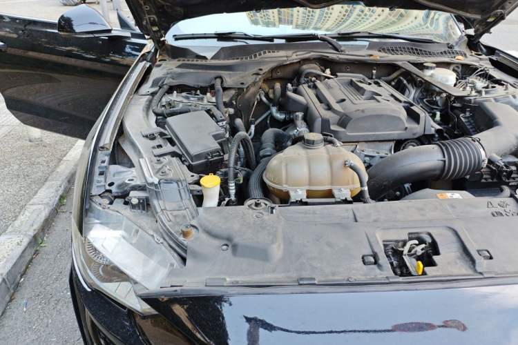 Used Ford Mustang 2018 2.3L EcoBoost Engine Bay Right