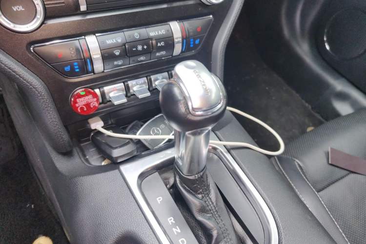 Used Ford Mustang  Gear Lever